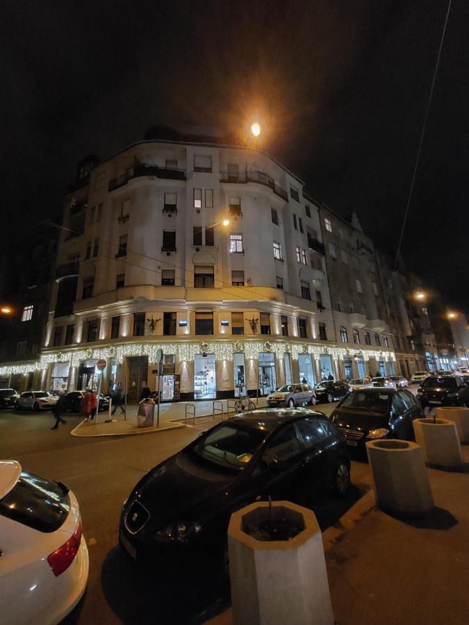 Suzan'S Apartment In The Heart Of Budapest Ngoại thất bức ảnh