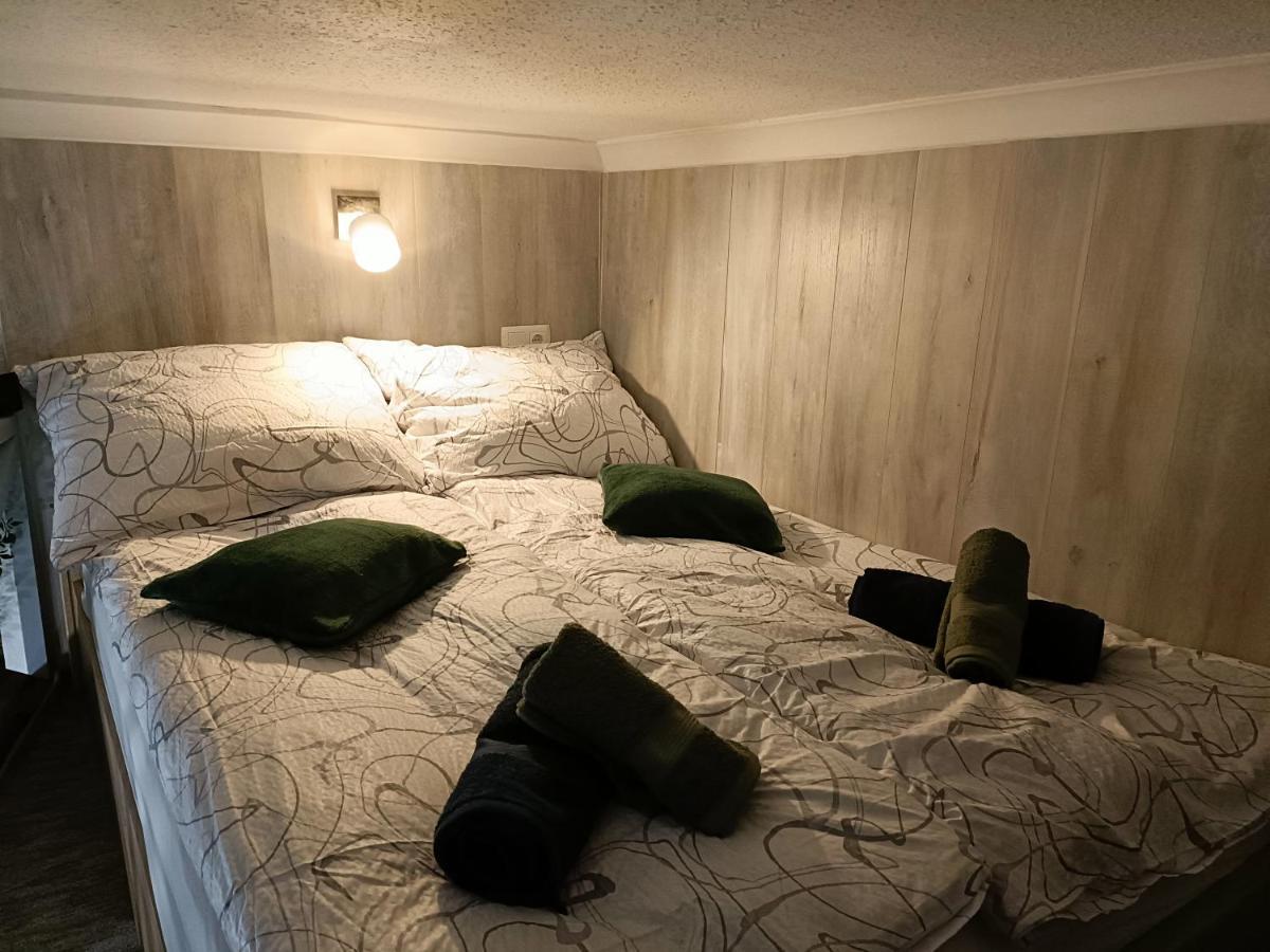 Suzan'S Apartment In The Heart Of Budapest Ngoại thất bức ảnh